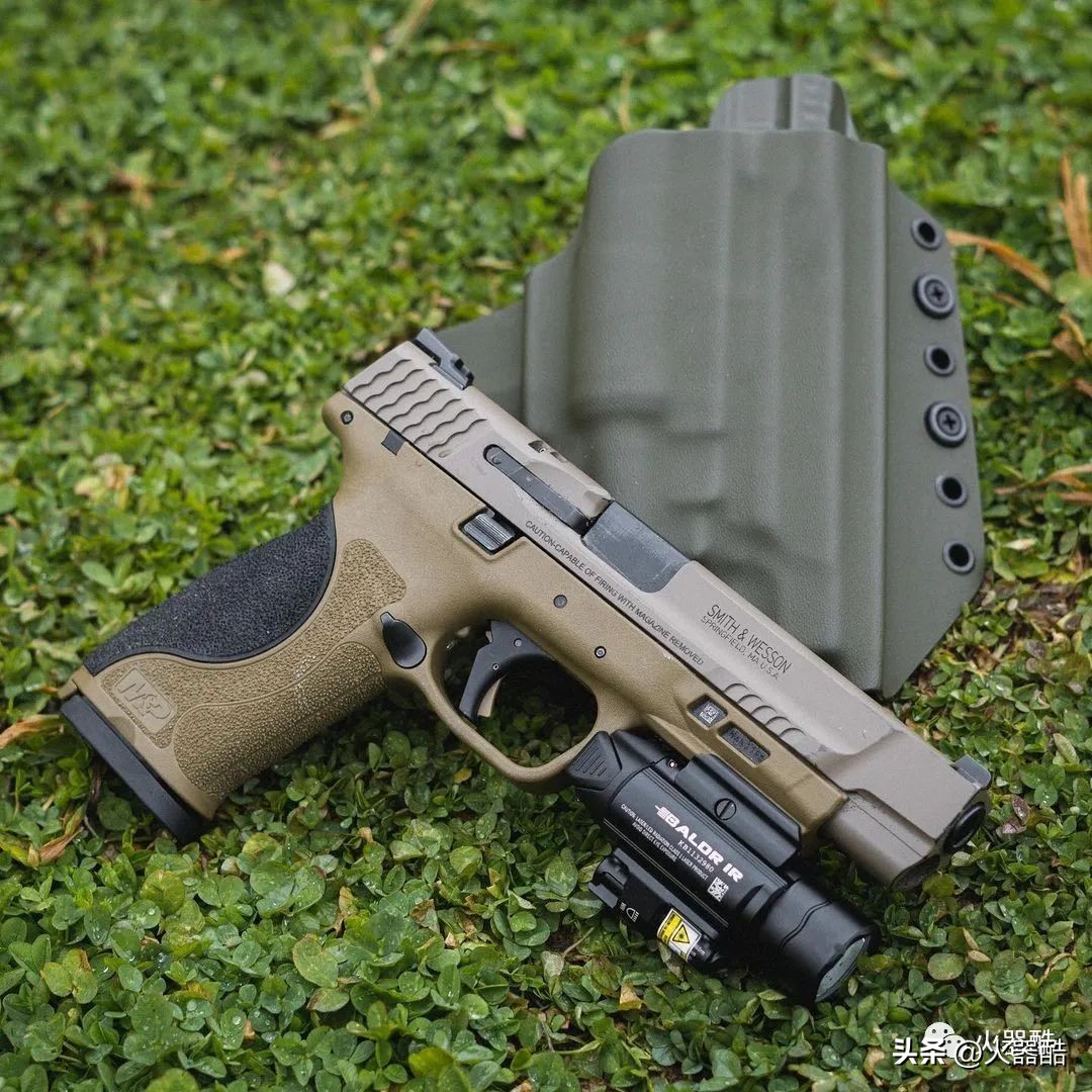 精美枪械美图,最美枪械图