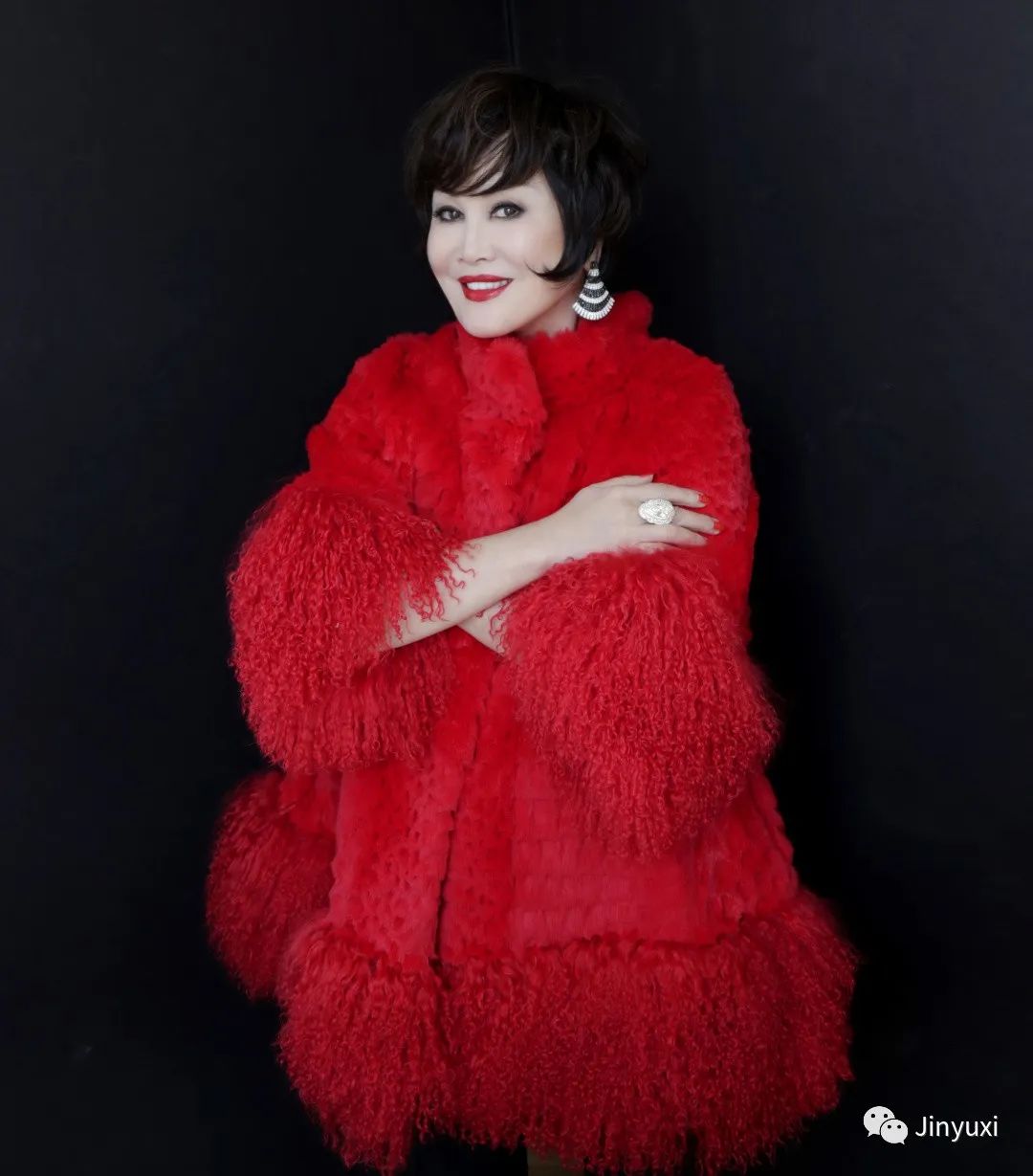 化妆过敏是怎么样的,化妆品过敏后用什么补水护肤