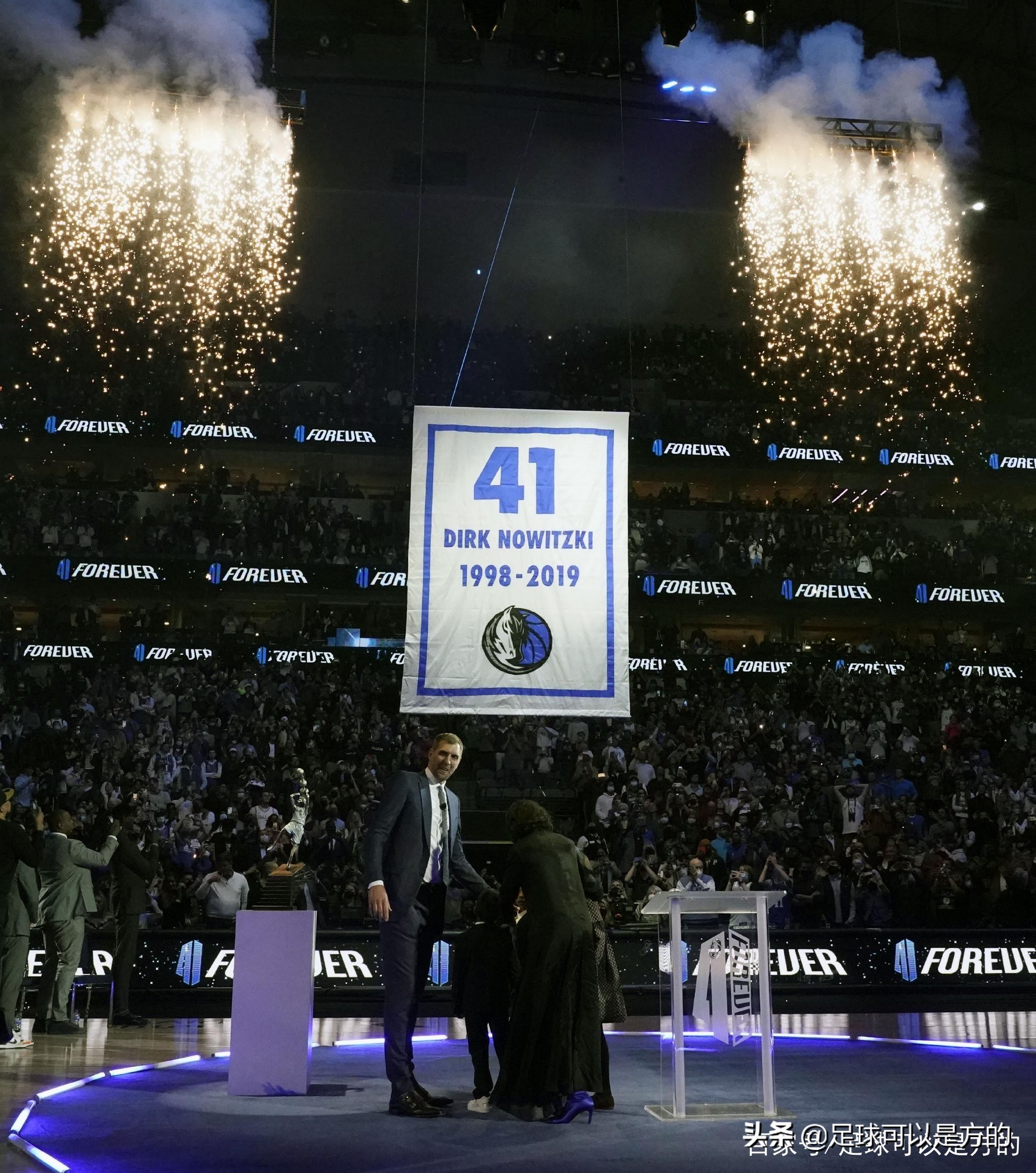 诺维茨基生涯最新数据,诺维茨基球衣退役仪式完整视频