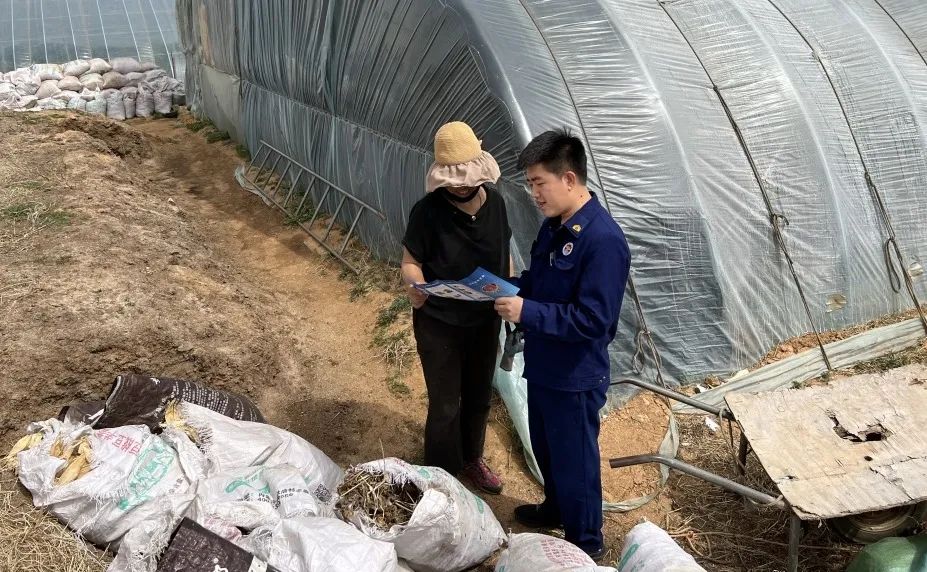 消防五进宣传活动之进农村,消防大队开展各种五进工作宣传