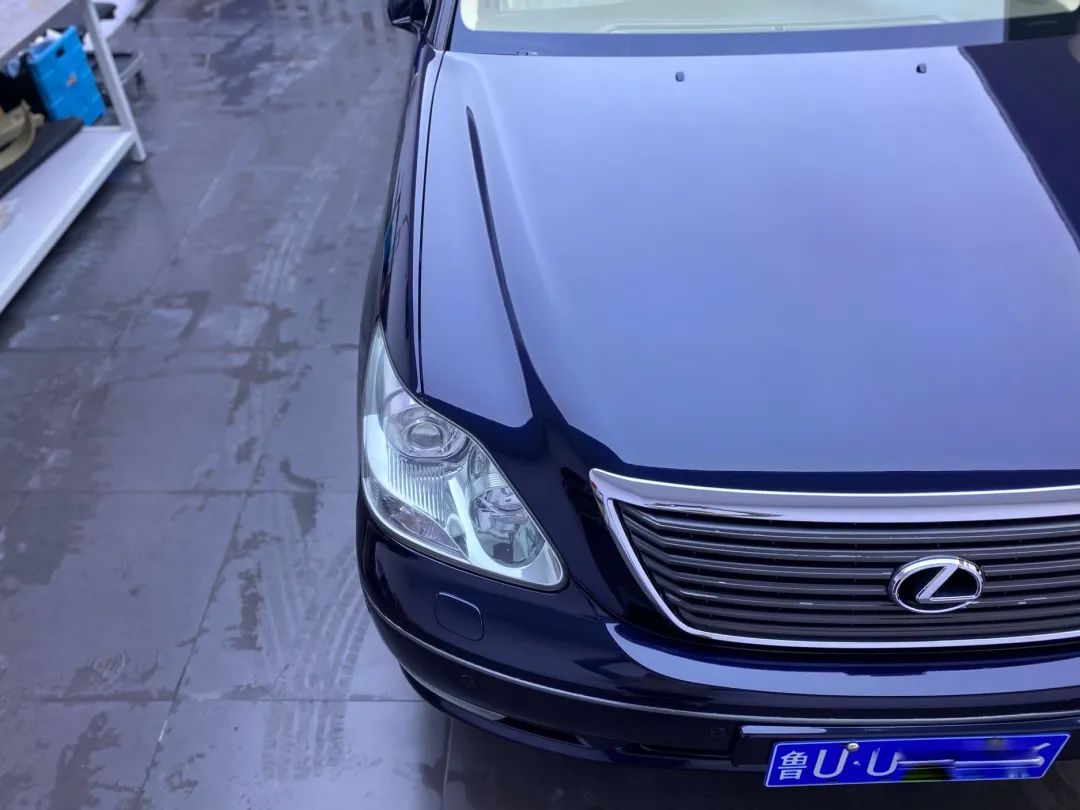 雷克萨斯ls430翻新修复,雷克萨斯ls430老车翻新作业
