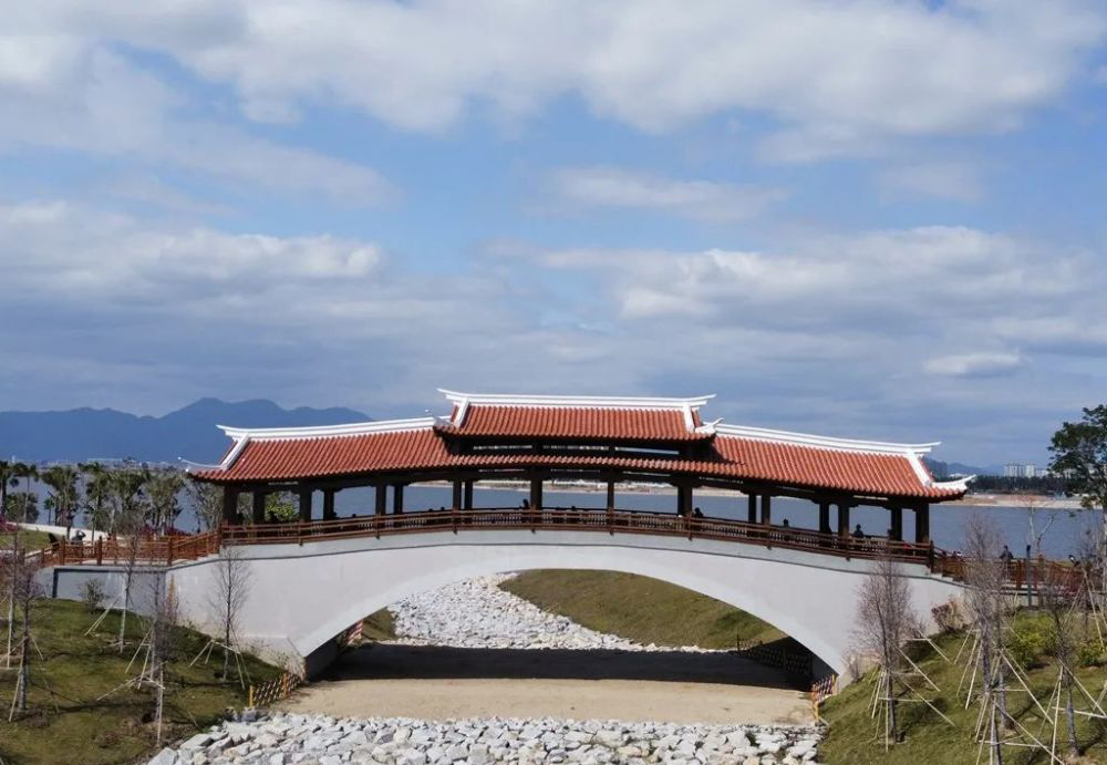 厦门最大免费公园,厦门有没有免费开放的足球场