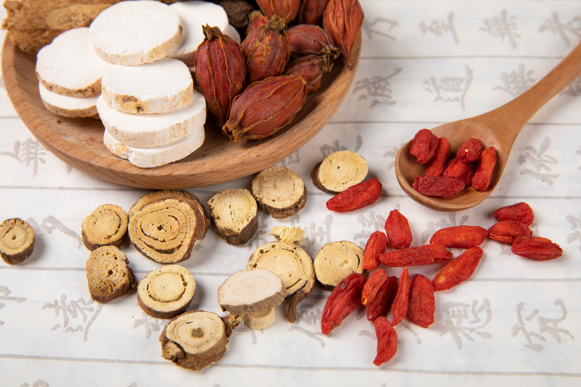 胖人多痰湿瘦人多内热,胖人多痰湿是什么意思