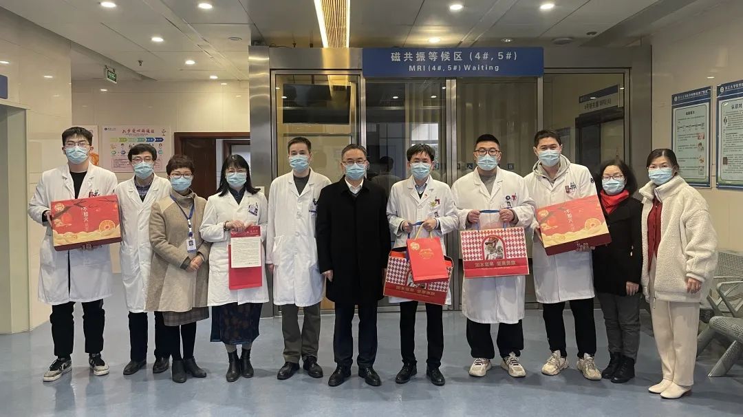 致敬国寿坚守岗位工作的人,致敬春节坚守在岗的同事们