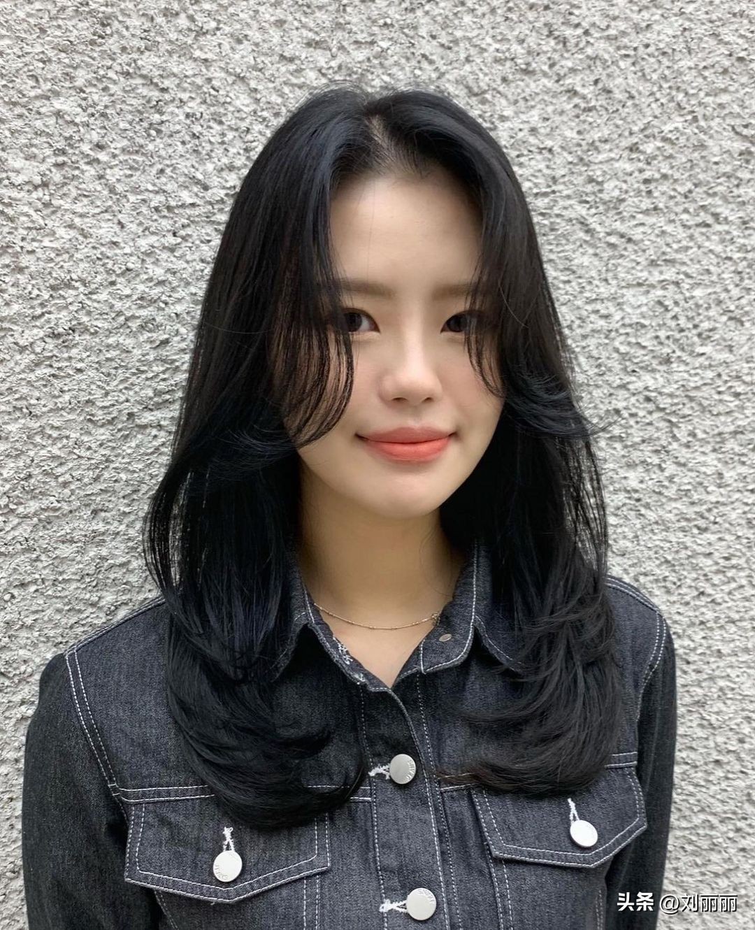 基础女发剪发教程,用剪刀乱剪女孩的头发