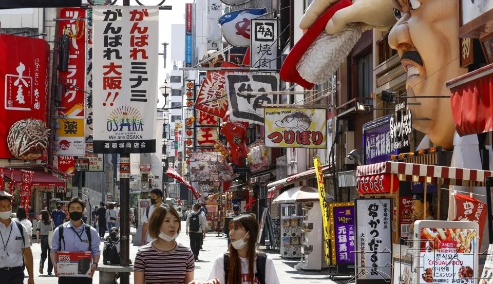 即使回去隔离7天也要来日本迎来重启入境游后的首批旅游团太热情