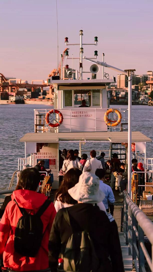 香港的天星小轮是什么样子的,香港天星小轮尖沙咀