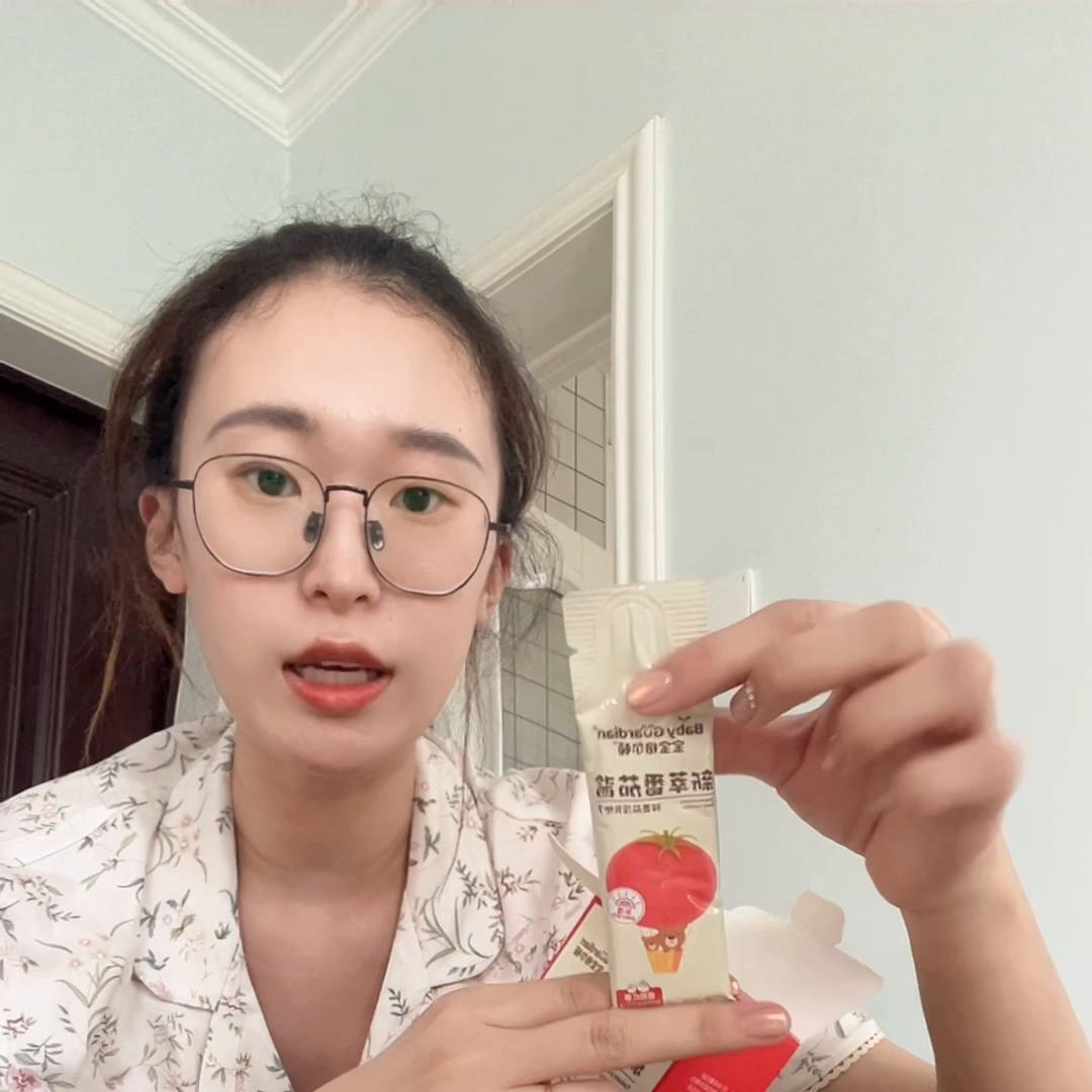 今天带你们来体验一下拆快递的快乐，拆快递一时爽，收拾老...