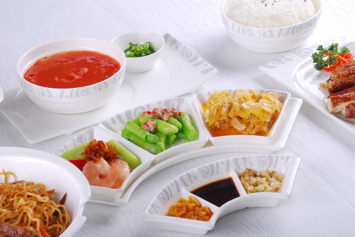 冬季应对嘴唇干裂有妙招,春季嘴唇干裂用哪种唇膏比较好