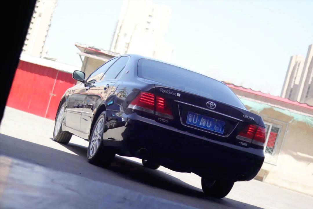 12代皇冠翻新后能开多久,坏掉的车改造成新车