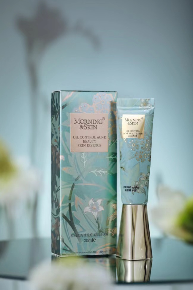 鐜帀钄荤鐥樻帶娌圭編鑲岀簿鍗庨湶鐢ㄦ硶,鐜帀钄绘姢鑲ゅ瑁呯帿鐟扮簿鍗庢补