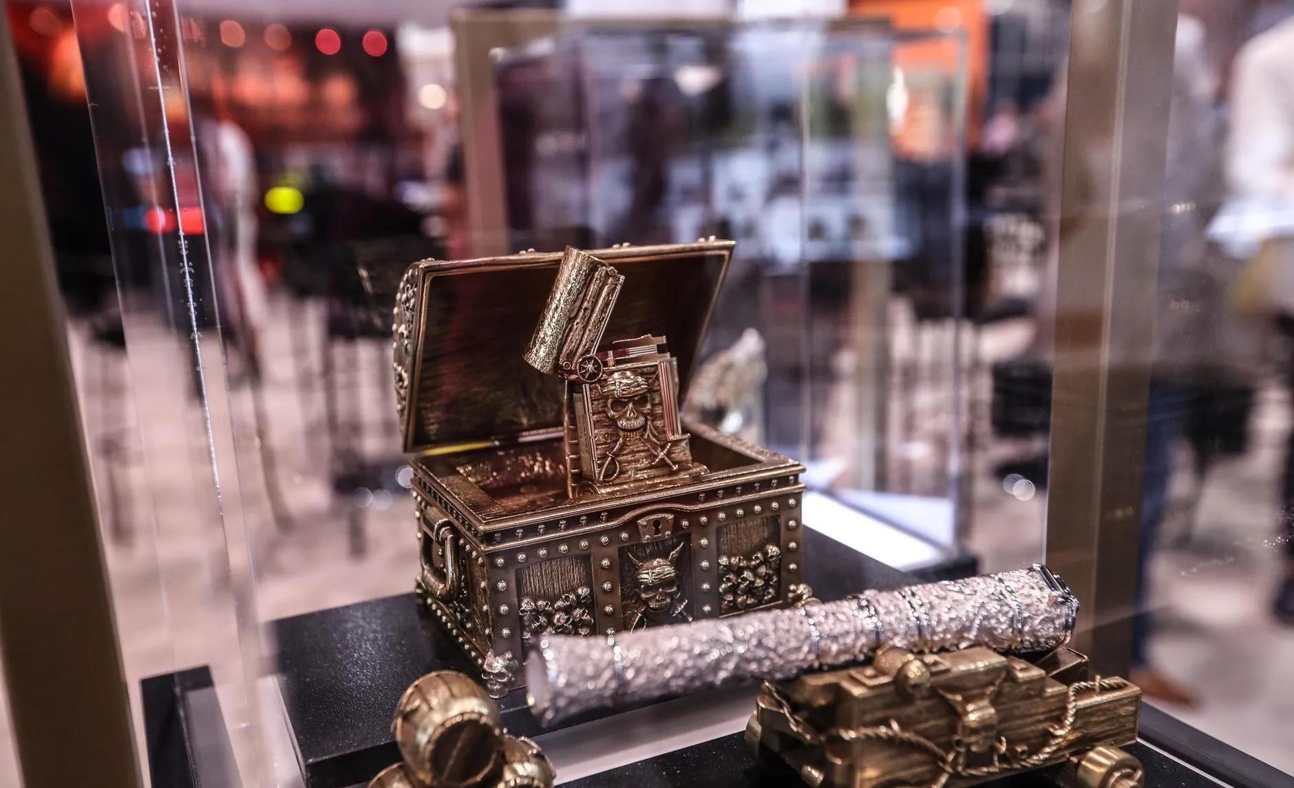 2017年海盗骷髅打火机都彭高定系列设计灵感来源头骨：生死之兆？