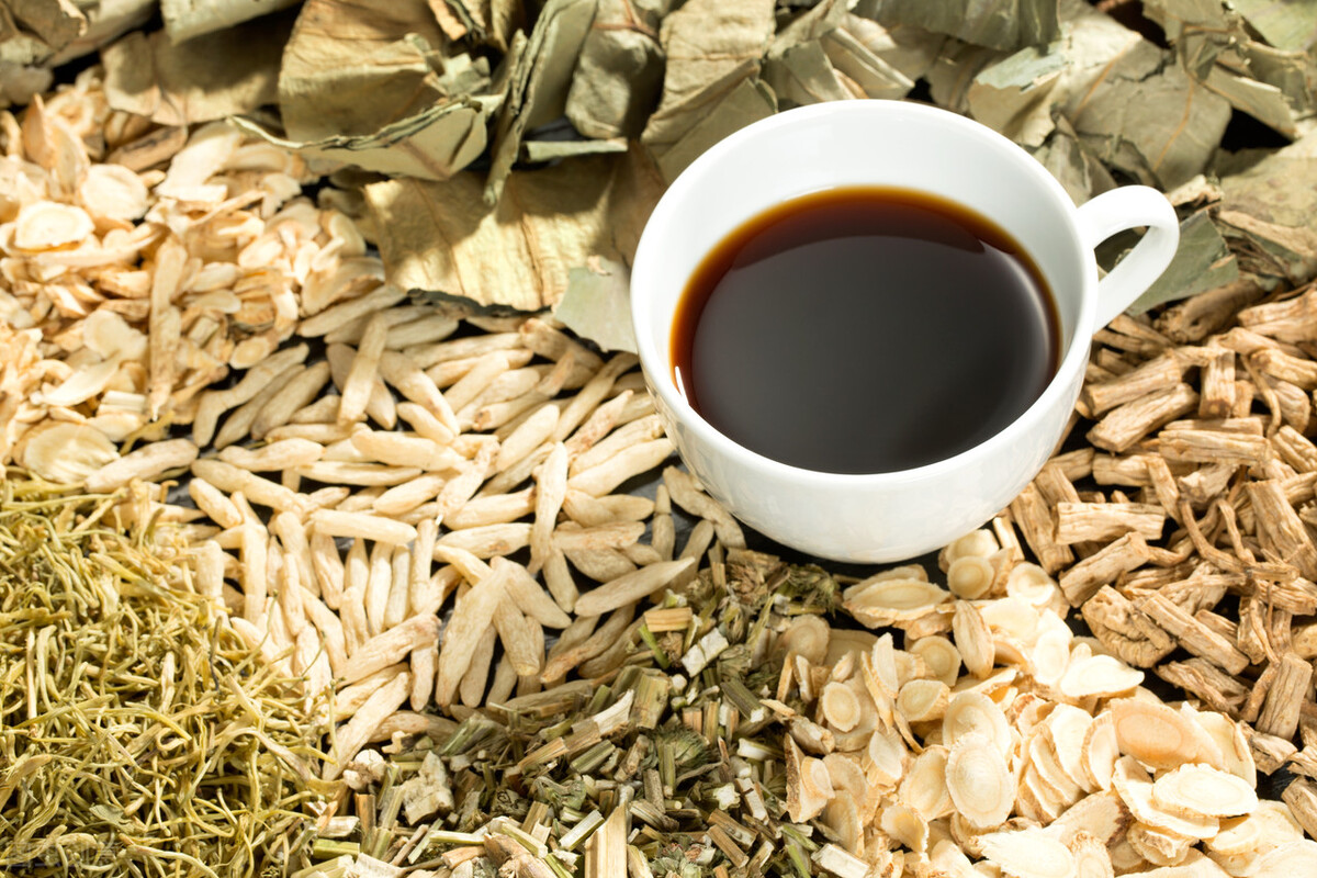 口腔溃疡反反复复怎么彻底解决,口腔溃疡反反复复该如何治疗