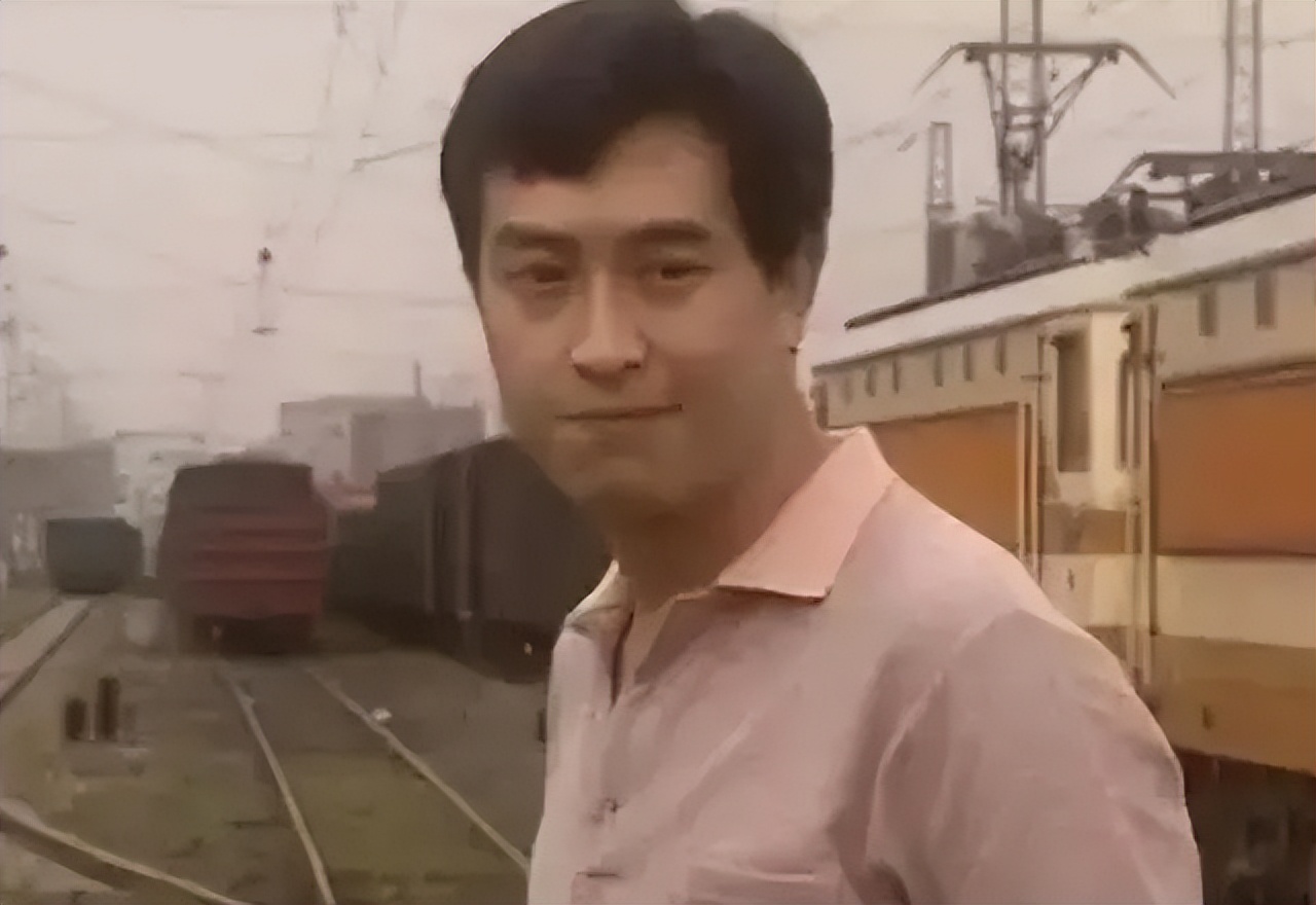 有种帅叫“中年大叔”！这6位大牌男星，越老越有男人味