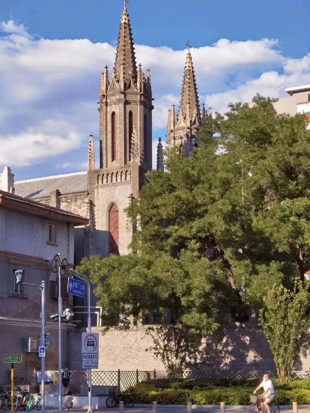 老北京胡同里接地气的生活,老北京胡同的烟火气