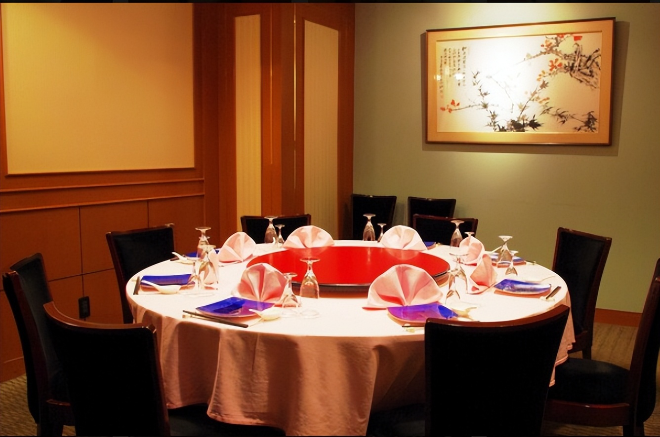 张大千在成都3年的画作品代表作,张大千四川国画