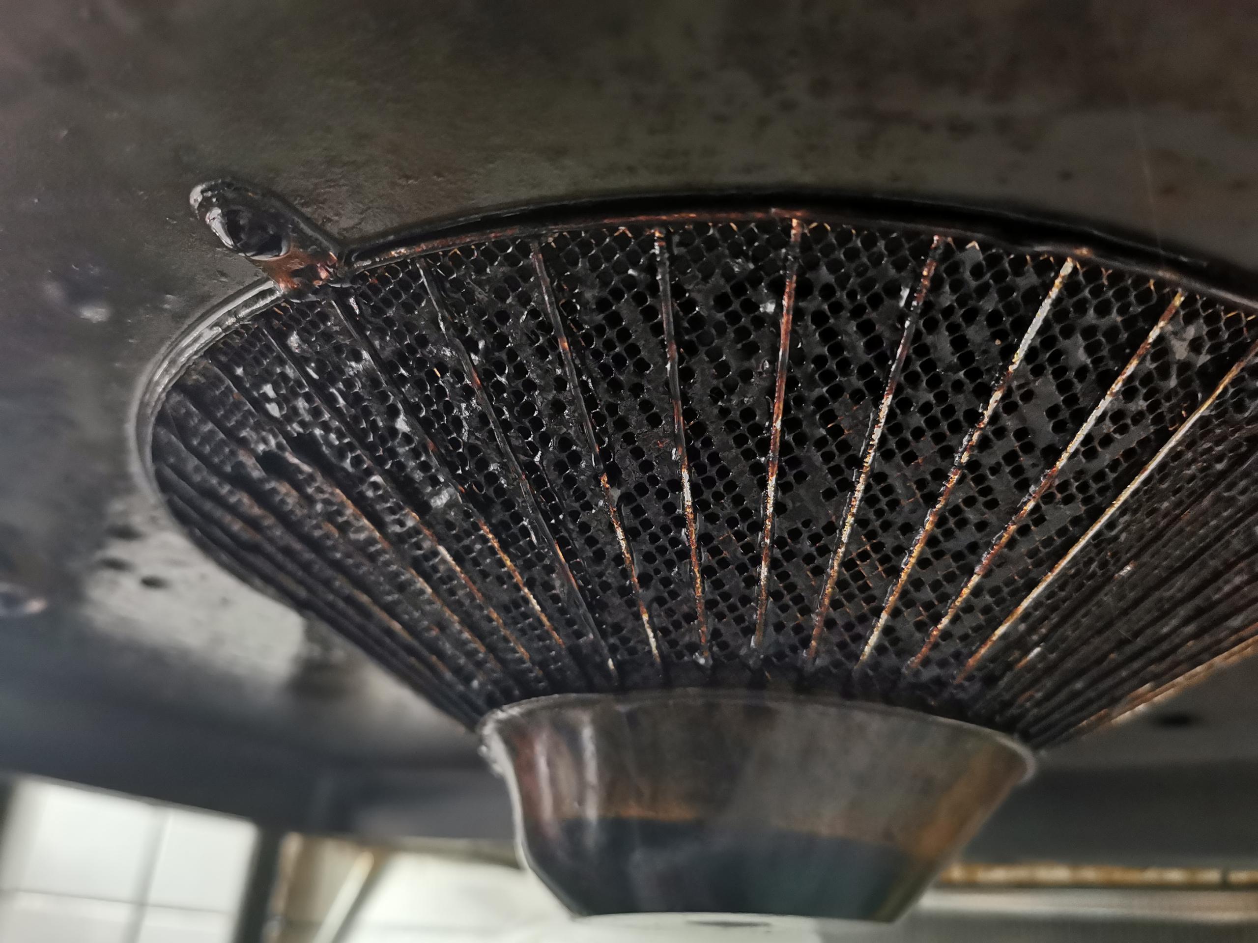 长春市民政局|幸福人生多彩夕阳公益项目助困境老人去污除油