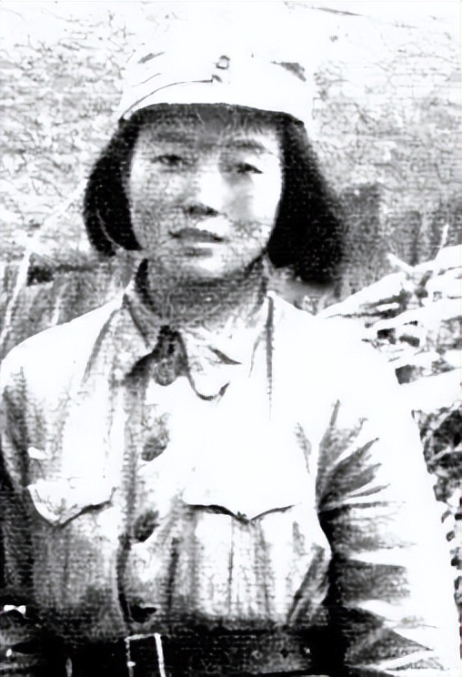 抗日战士的爱情故事,抗战老兵回忆抗日女兵