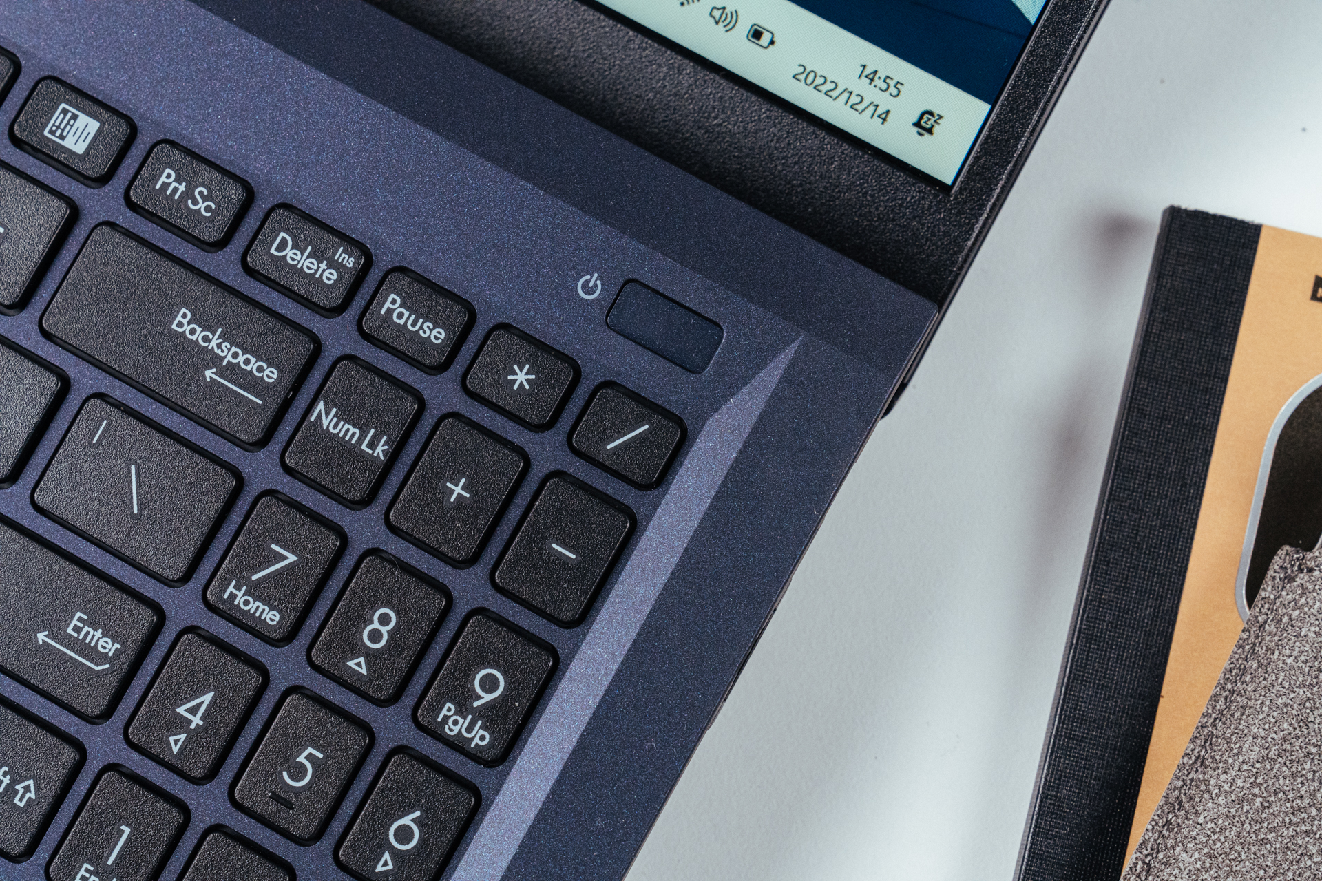 华硕笔记本电脑破晓2有什么功能,华硕破晓air与thinkpadcarbon