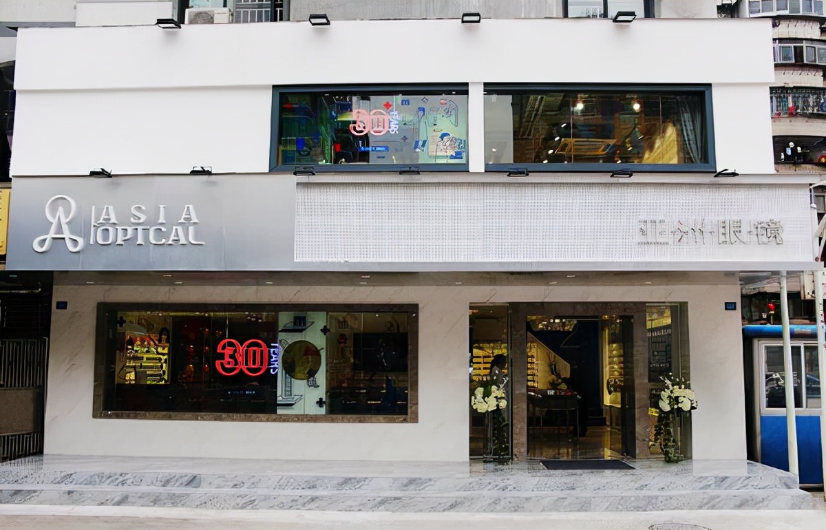 眼镜行业藏着一家有“温度”的品牌