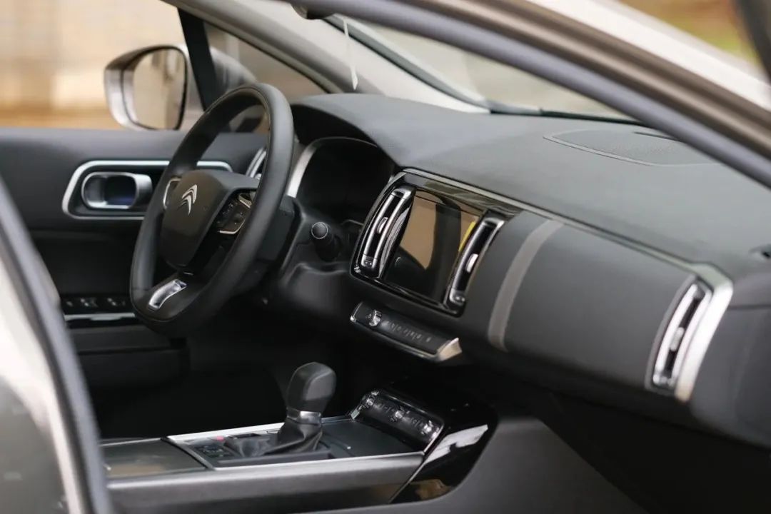 一六年雪铁龙c6二手多少钱,济南二手雪铁龙c6清仓价格