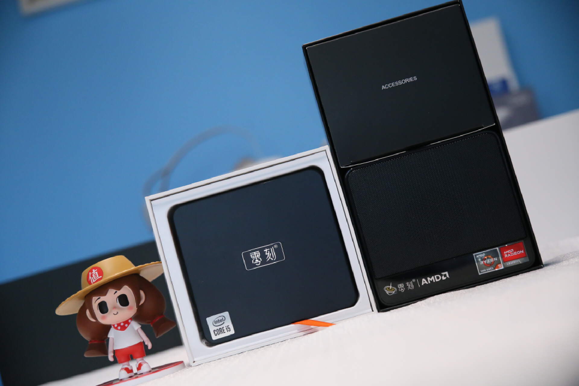 amd和英特尔哪个性价比高,英特尔和amd游戏主机对比