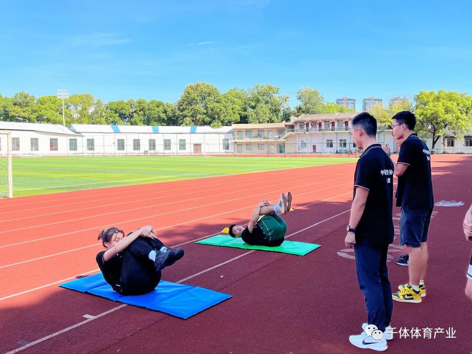 中国田径协会d级教练员考核,中国田径e级教练员通过名单