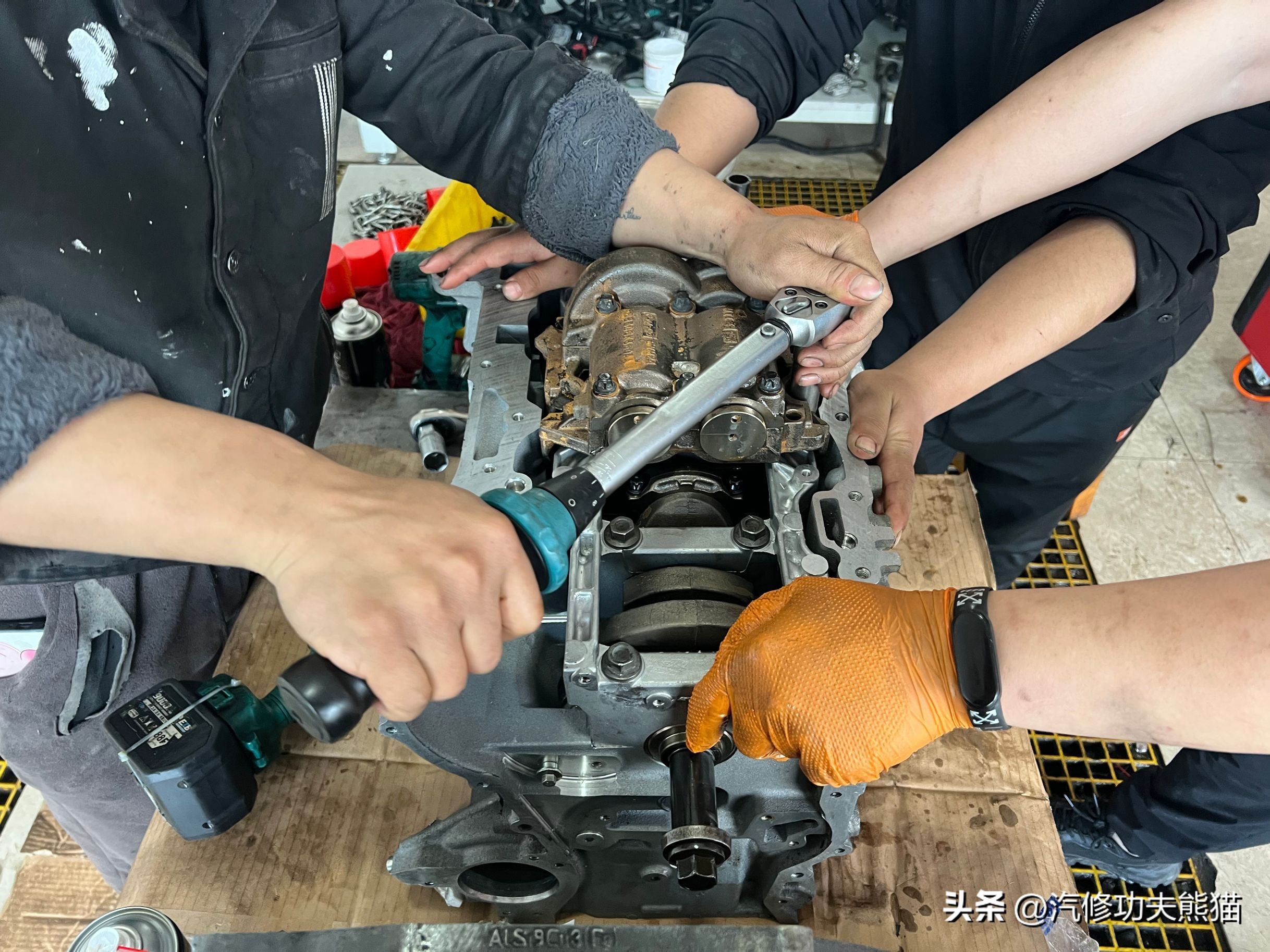 沃尔沃xc60十年老车,最新款沃尔沃xc60烧机油是通病吗