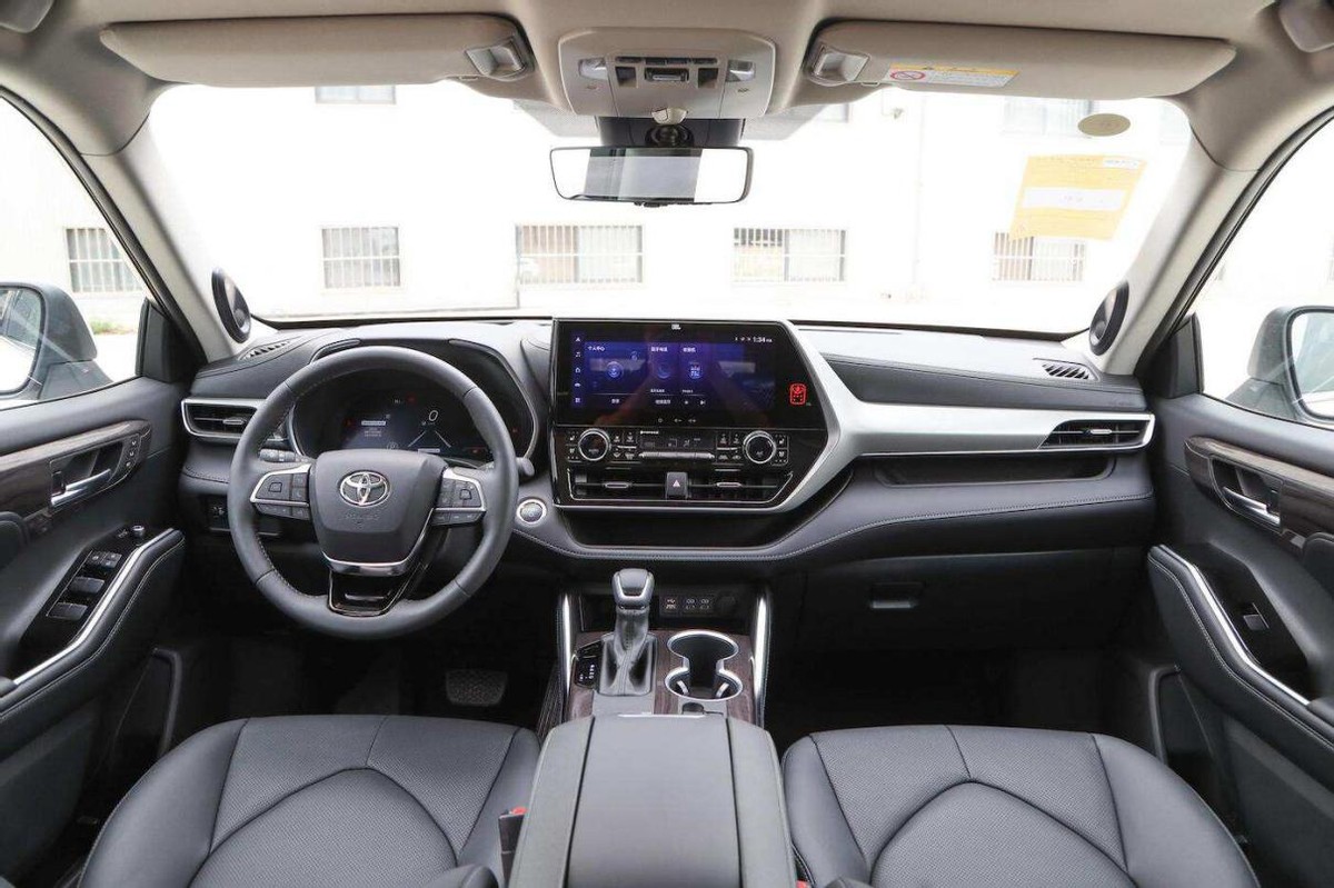 大众途观l和丰田汉兰达哪个更好,途观l汉兰达锐界到底该怎么选