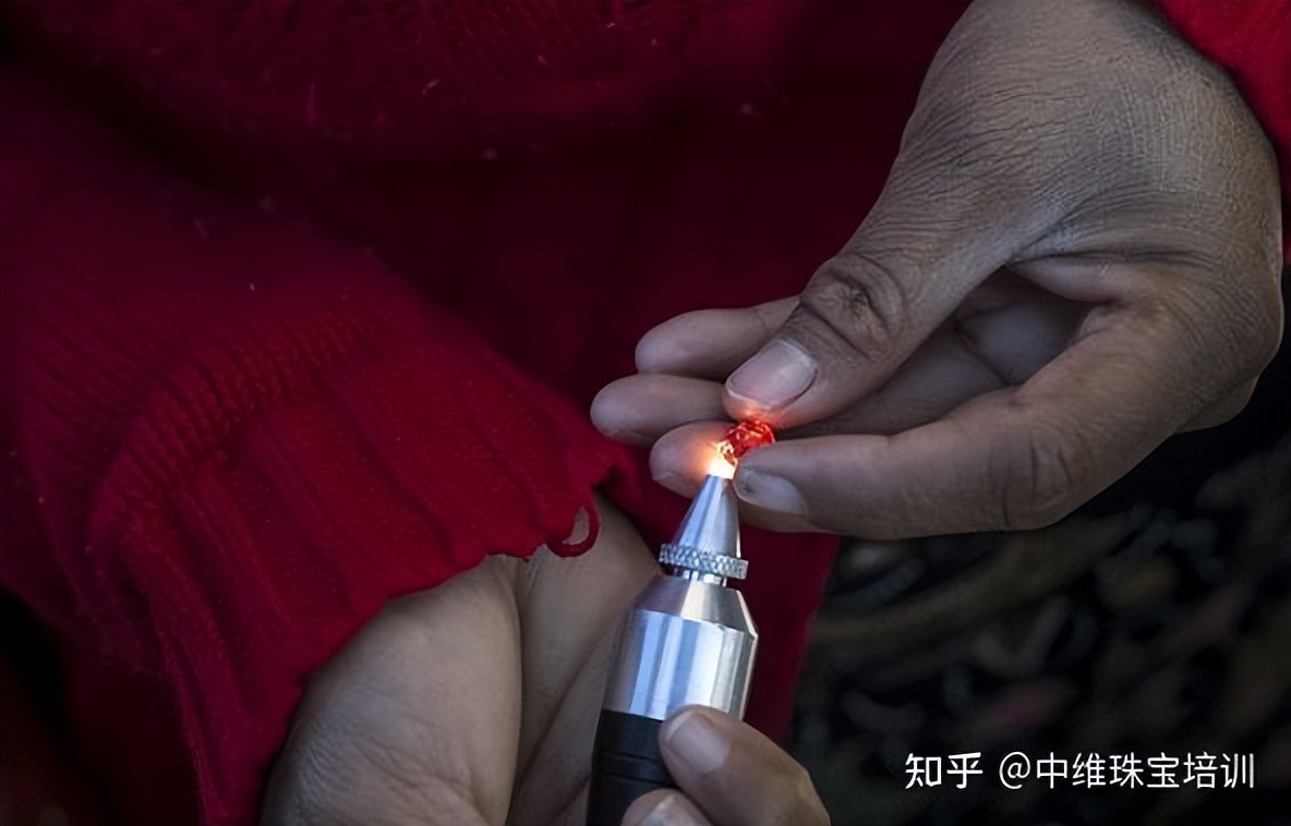 世界上最闪耀的宝石,世界顶尖宝石产地