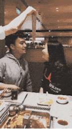 女朋友平胸我该怎么安慰,女朋友平胸该怎么安慰