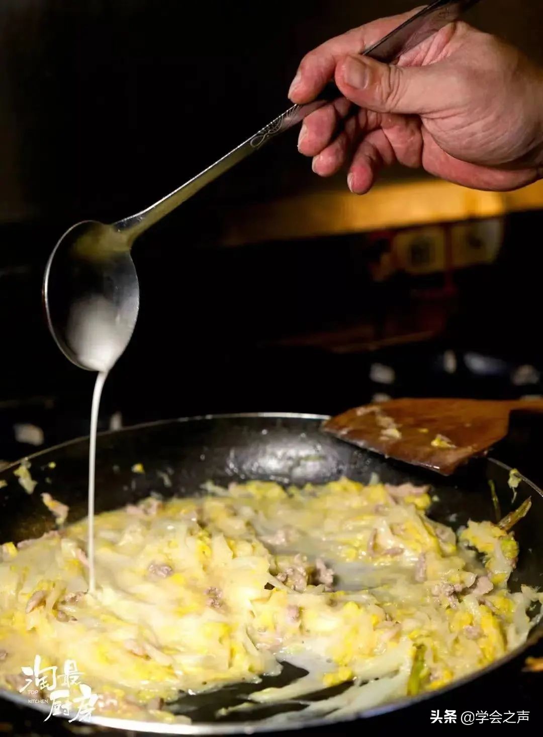 淀粉勾芡的正确方法和技巧,淀粉勾芡的做法大全