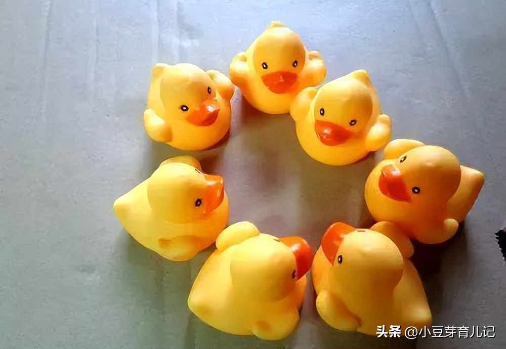 宝宝身边有脏东西有哪些症状,宝宝脏东西怎么清理