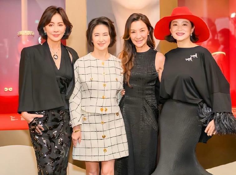 41岁刘涛晒长发美照,40岁刘涛惊艳视频