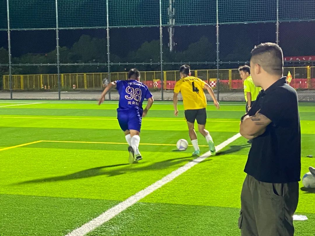 冠军奖杯的冲刺,冠军可能会迟到但永远绝不缺席