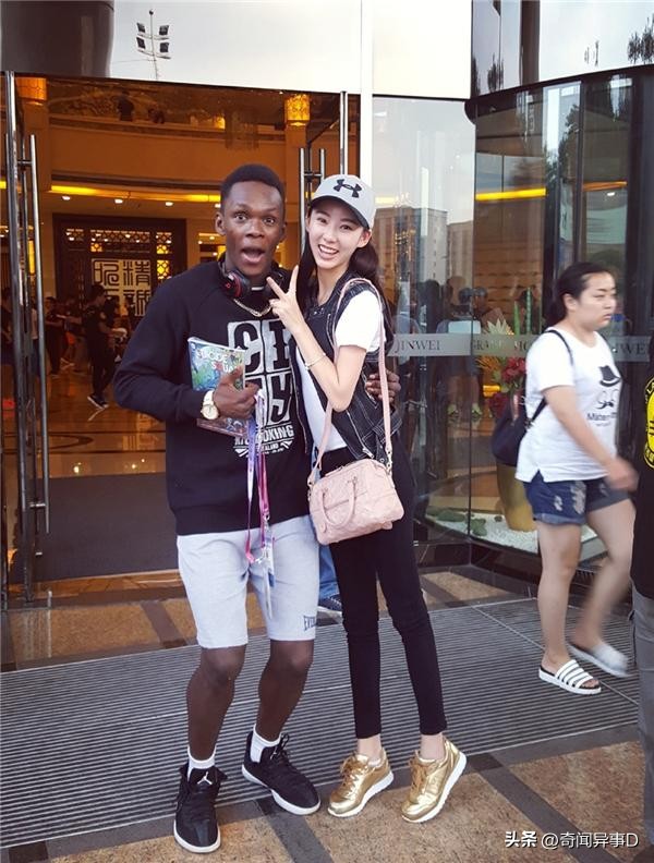 女生公开称黑人“天赋异禀”？发布“*爱性**笔记”，简直不堪入目