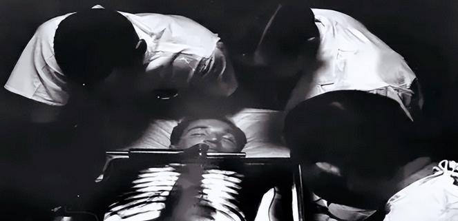 美国男子三年喝下1400瓶核辐射水,1927年喝核辐射水