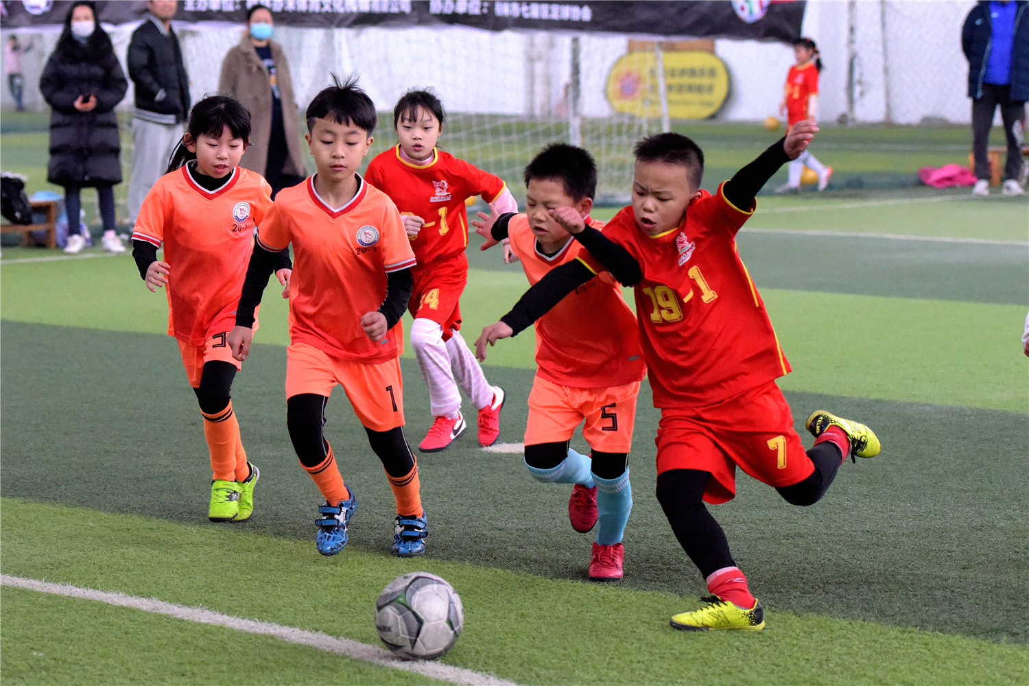 桂林翠竹小学足球赛,桂林市临桂区第一小学足球赛