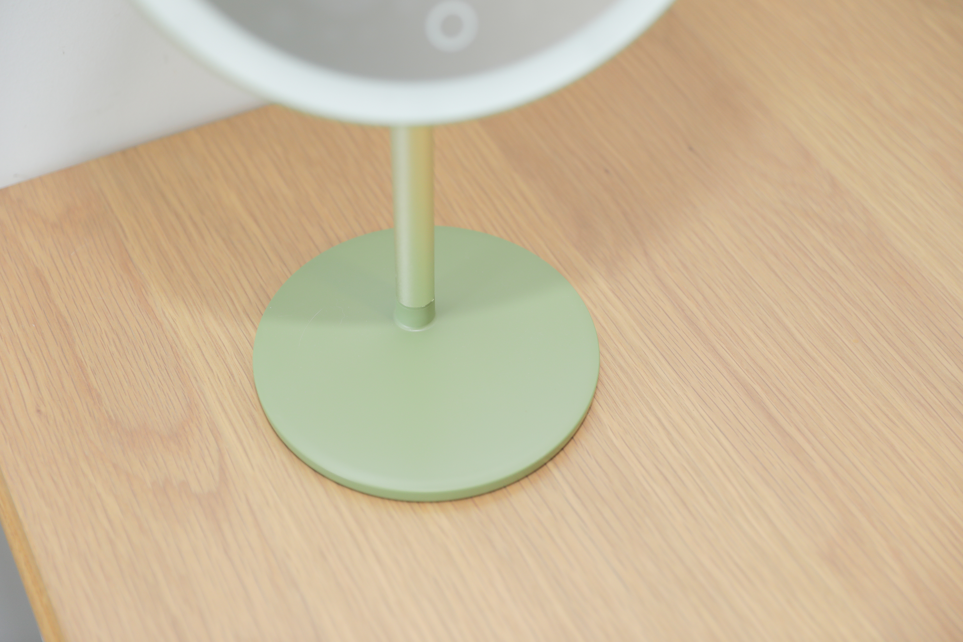 职场新人化妆教程,职场化妆新手推荐