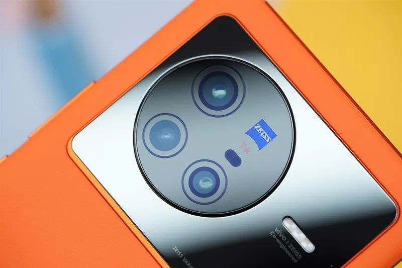 高端抢不过苹果？vivo打赢国产手机“逆袭”第一战