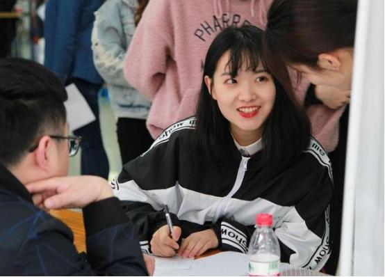 十年后女生以后做什么工作,10年以后女生什么职业最有前景