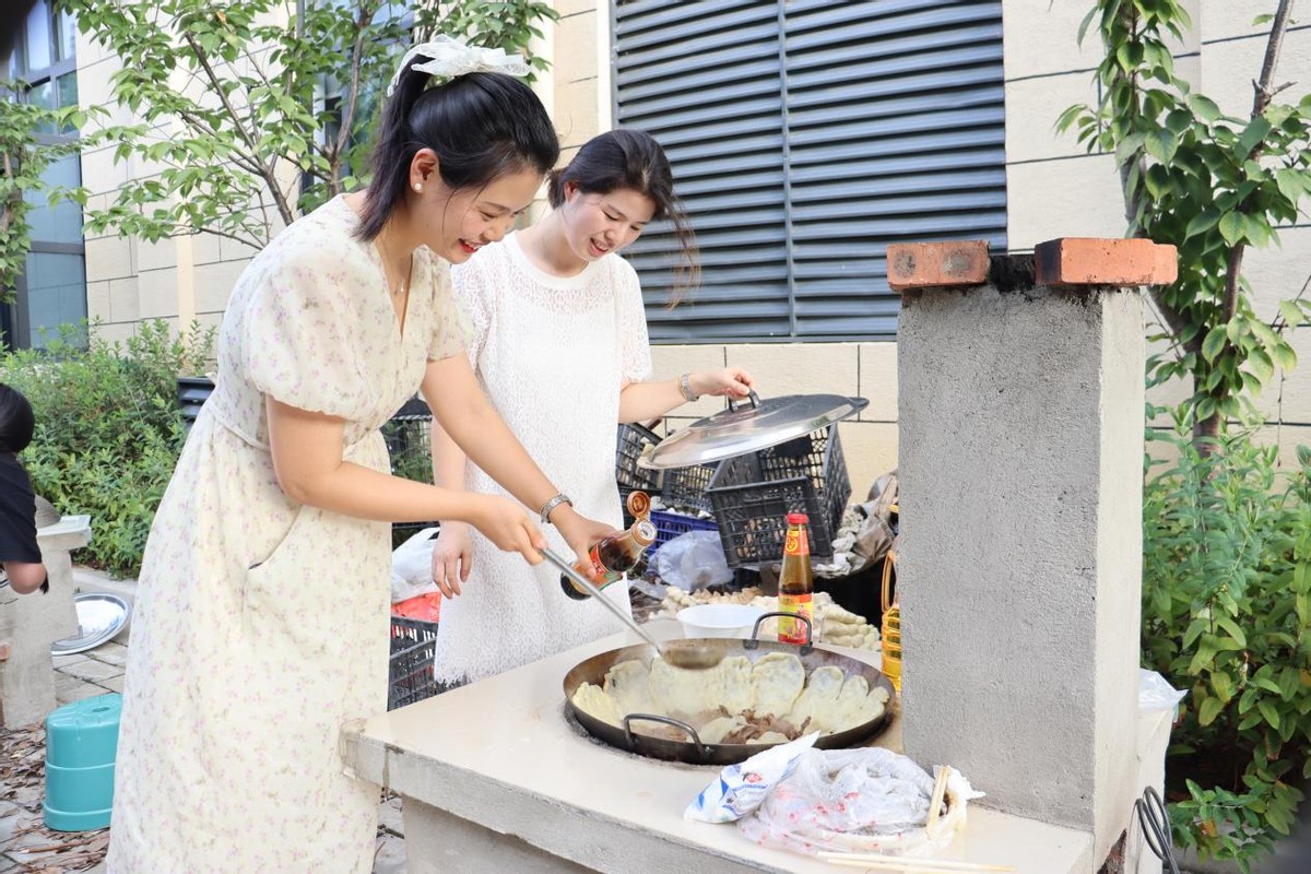 心怀皓月致敬师恩主题活动介绍,幼儿园心怀皓月致敬师恩小视频