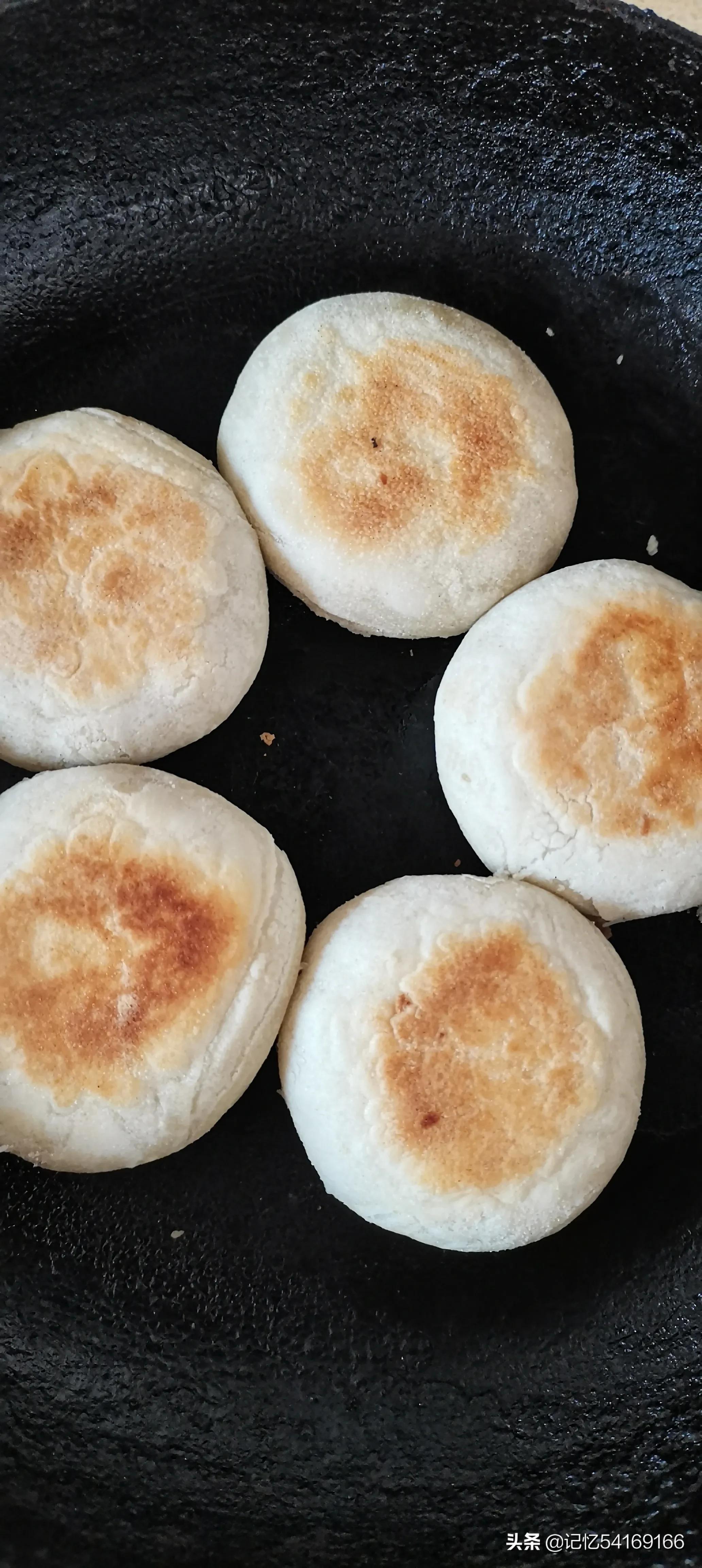 绿豆饼的做法电饼铛,绿豆饼的简单做法大全