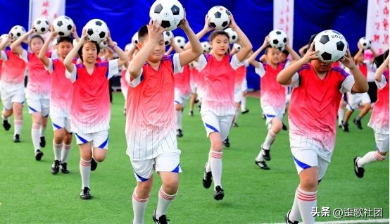 足球从娃娃抓起是哪一年,十万个冷知识全集