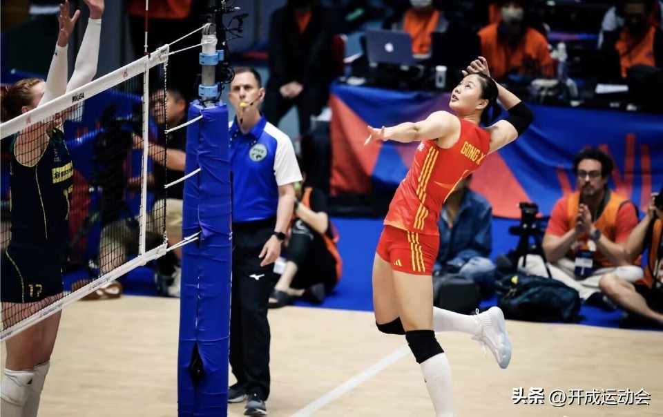 央视直播+完整赛程表：太激动，中国女排3-2战胜巴西，李盈莹26分