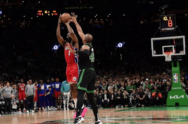 季后赛哈登绝杀凯尔特人,哈登西决首战41分却被库里完爆