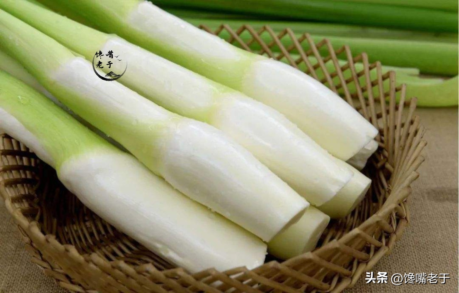 买茭白时，“圆的和扁的”哪个好？牢记3买3不买，谁也别想忽悠你