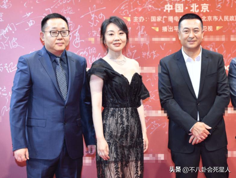 姚晨红毯造型翻车盘点,姚晨红毯奇葩