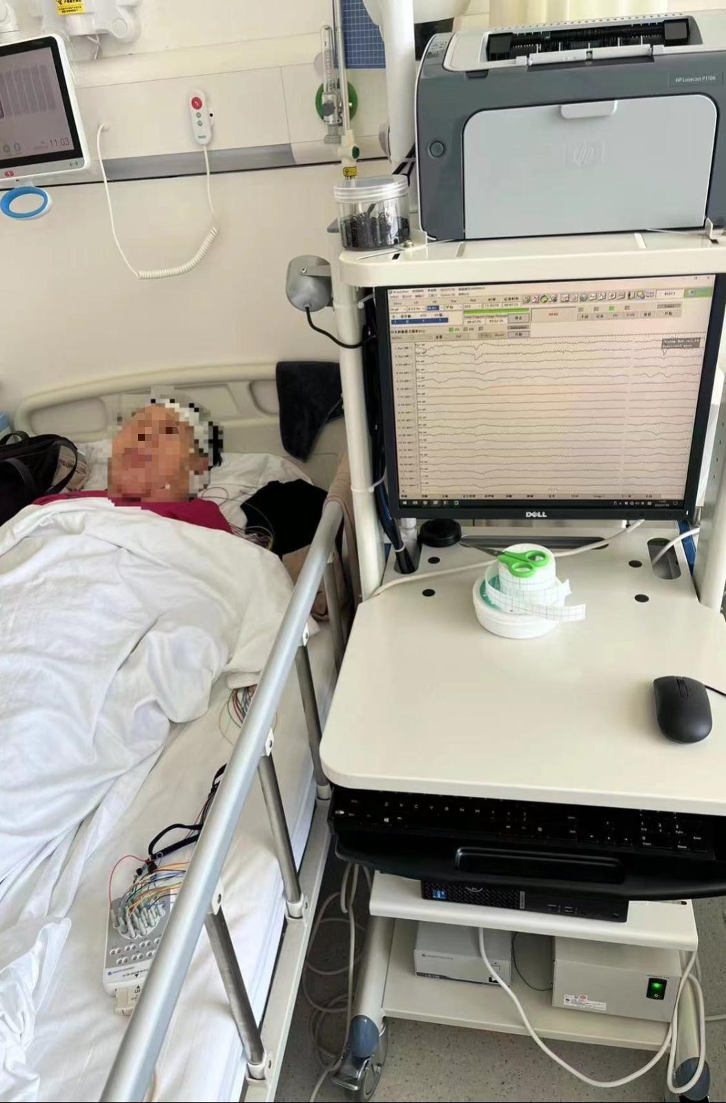 西安市红会医院（北院区）功能检查科开展首例床旁视频脑电图检查