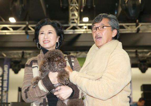 梅艳芳和叶倩文谁的气场大,叶倩文60岁仍唱功惊人